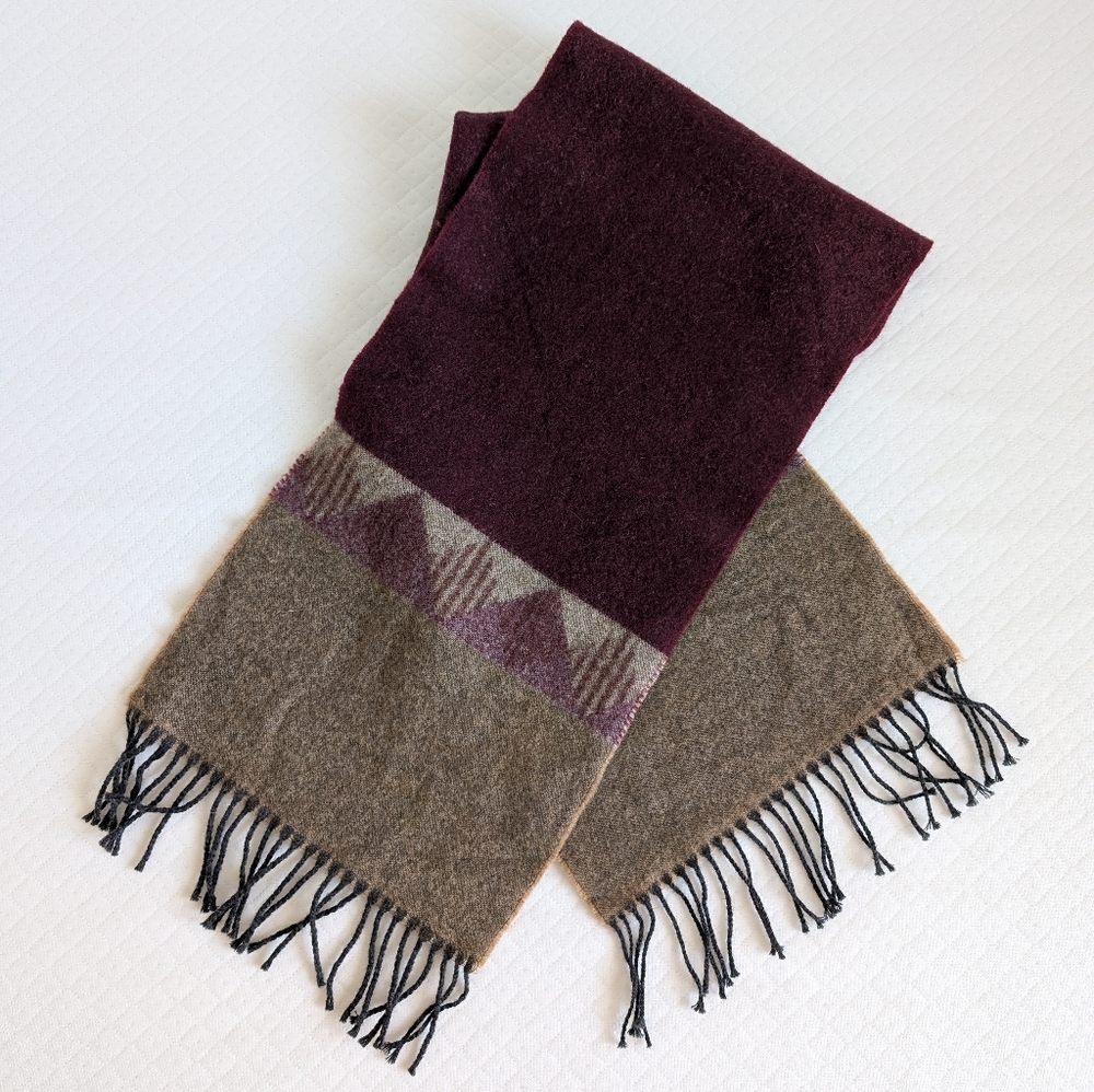 Perry Ellis Unisex Burgundy Red Brown Scarf 100% wool Fringe